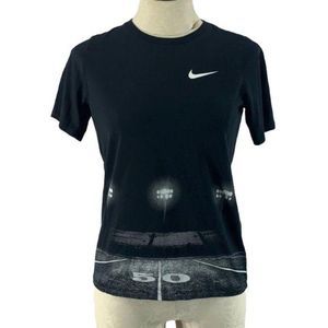 Nike Boys Black Football Size Large Dri Fit Tee Shirt‎